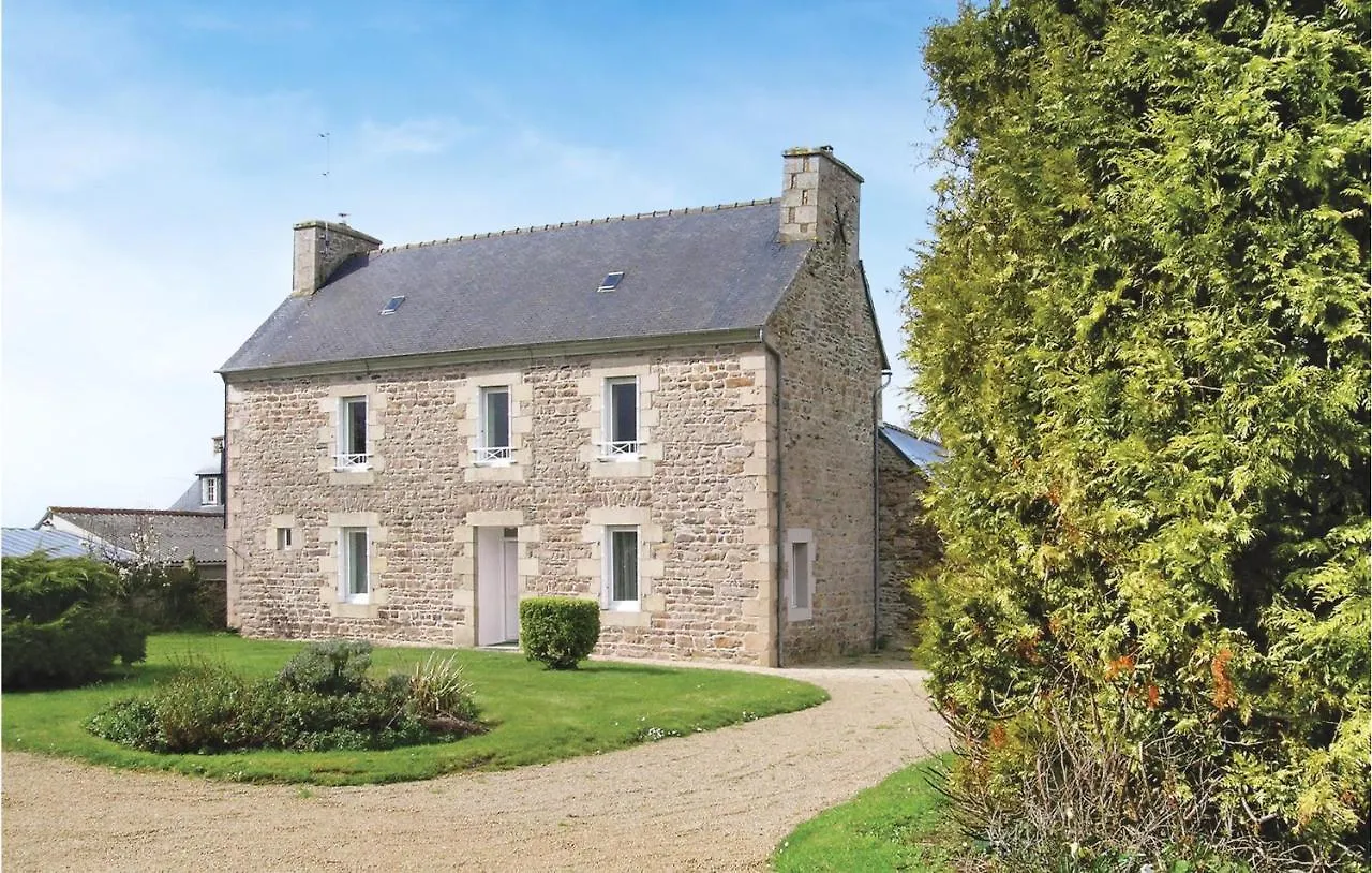 Gorgeous Home In Quemper Guezennec With Wifi